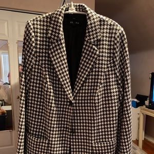 Piacenza exclusively for Escada houndstooth blazer